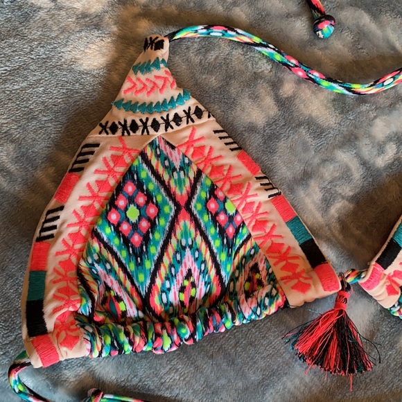 Bikini triangle top ONLY XS Aztec pattern sting - Picture 2 of 7